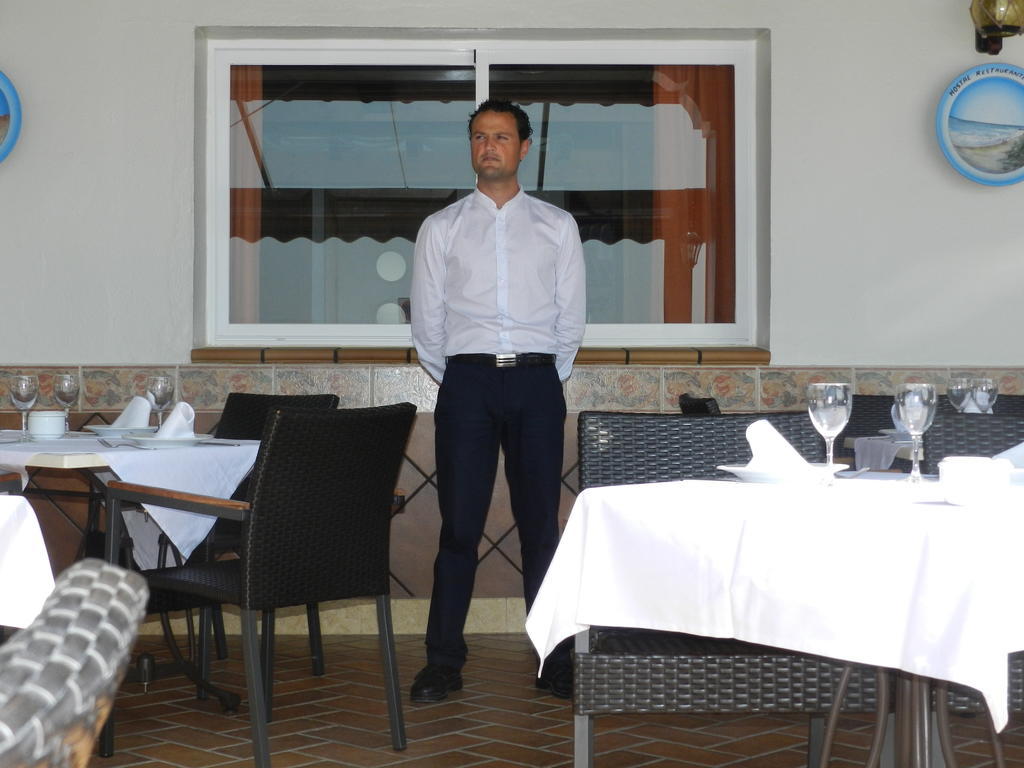 Hostal El Alferez Vejer de la Frontera Ngoại thất bức ảnh