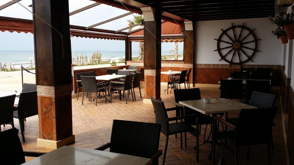 Hostal El Alferez Vejer de la Frontera Ngoại thất bức ảnh