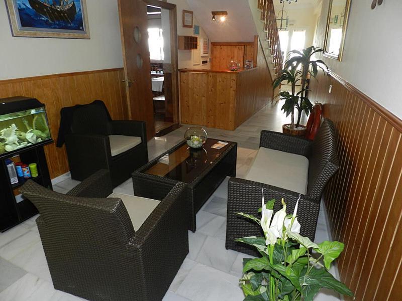 Hostal El Alferez Vejer de la Frontera Ngoại thất bức ảnh