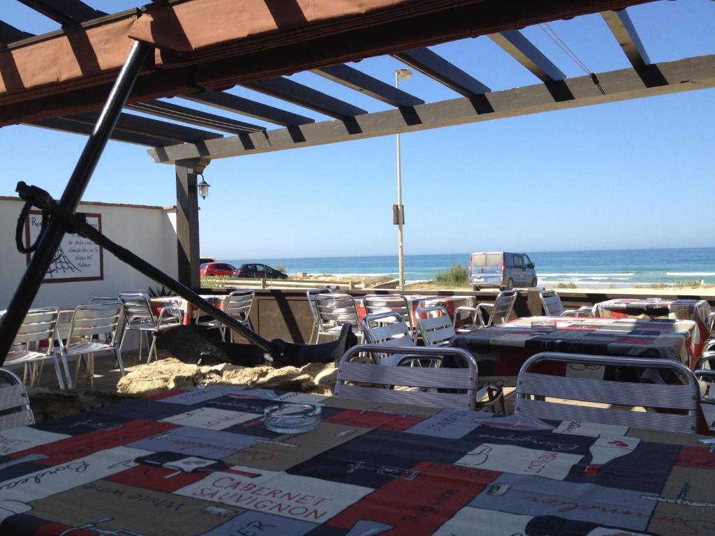 Hostal El Alferez Vejer de la Frontera Ngoại thất bức ảnh